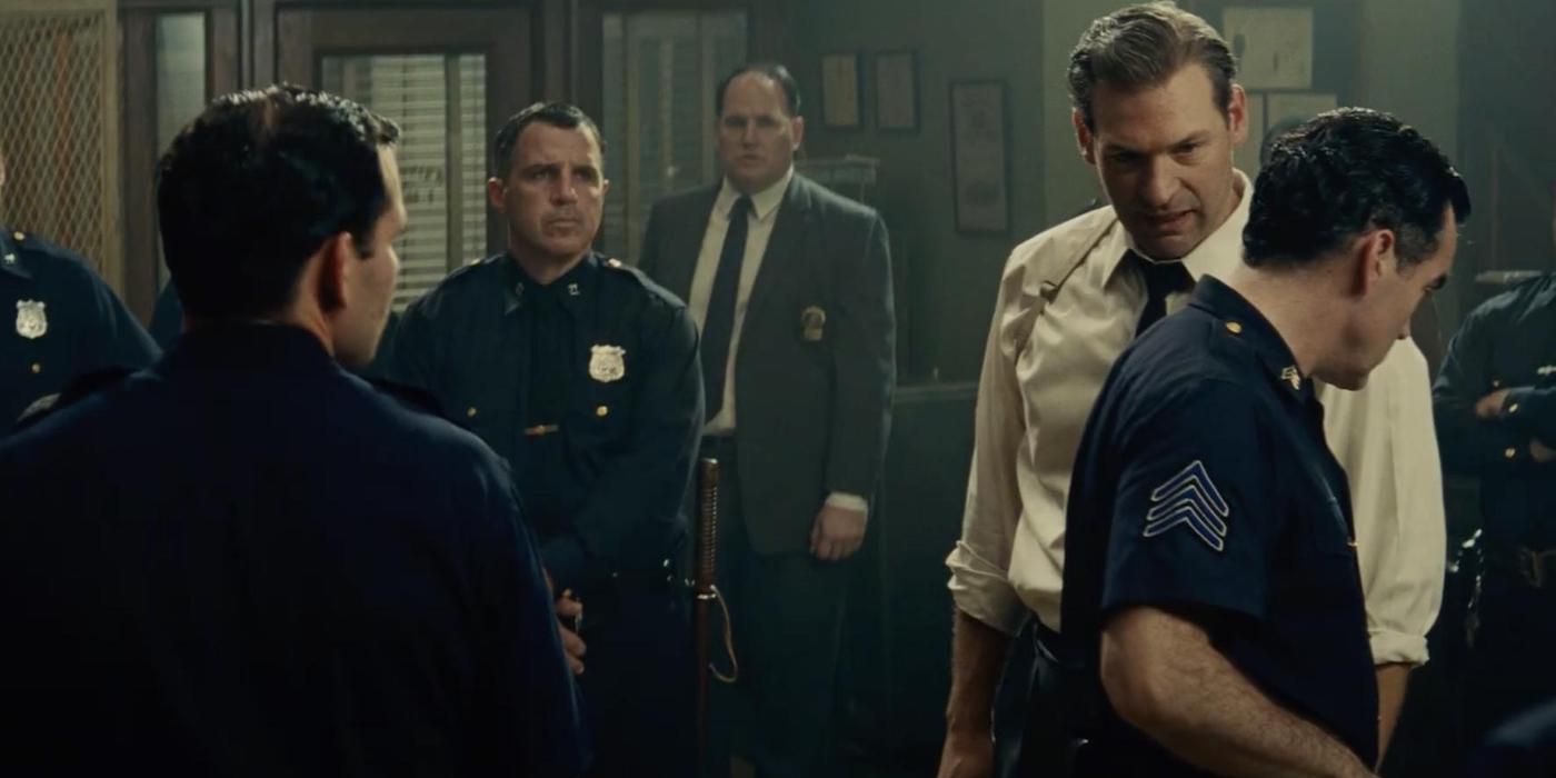 Corey Stoll dans le rôle de l'Officier Krupke dans West Side Story (2021)