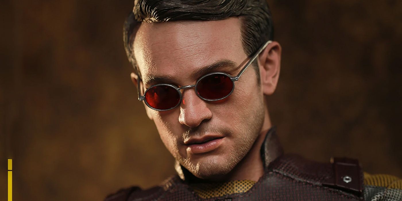 Daredevil Hot Toys figure that looks like Charlie Cox