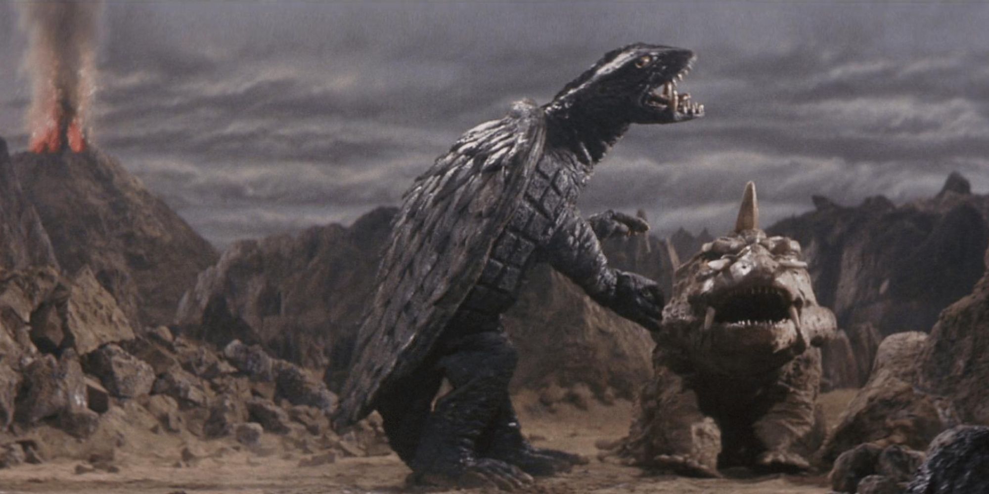Gamera fighting Jiger in a desert in the film Gamera vs. Jiger