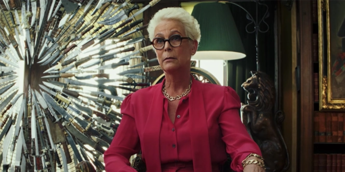 Jamie Lee Curtis in 'Knives Out'.