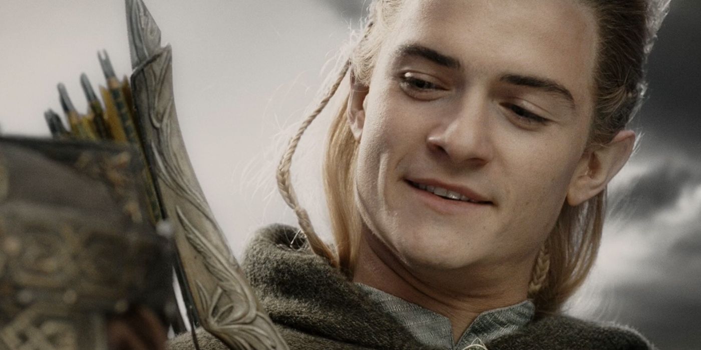 Orlando Bloom as Legolas looking down in The Lord of the Rings Return of the King