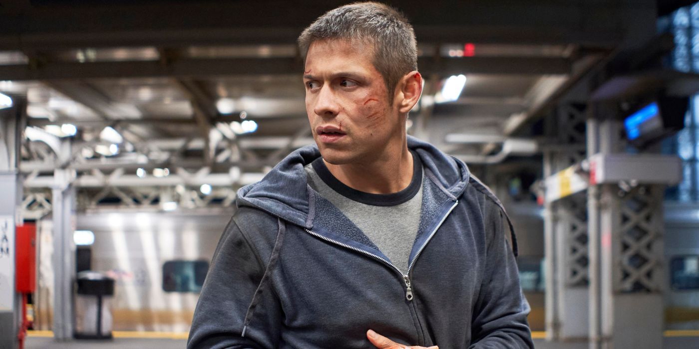 David Castaneda sebagai Victor di stasiun kereta bawah tanah di Most Dangerous Game: New York