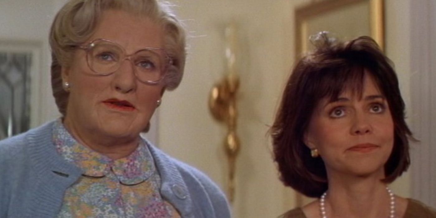 Robin Williams as Mrs. Doubtfire and Sally Fields as Miranda Hillard in Mrs. Doubtfire