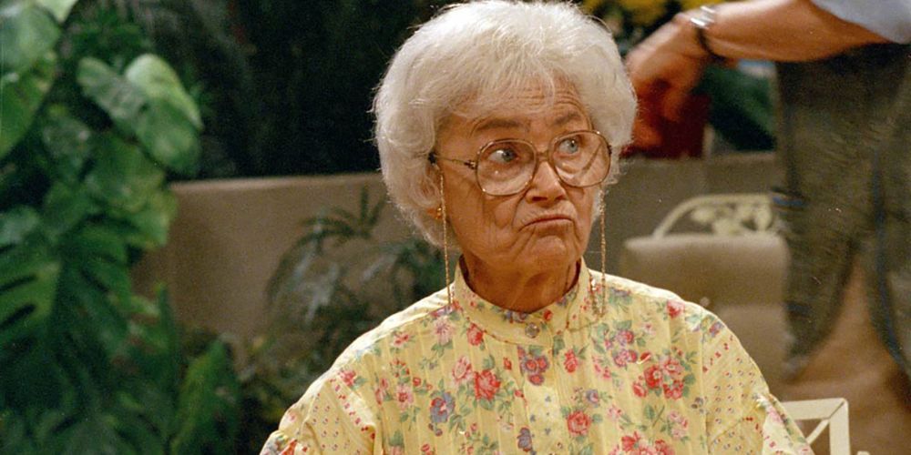 Une capture d'écran officielle d'Estelle Getty dans le rôle de Sophia Petrillo dans The Golden Girls.