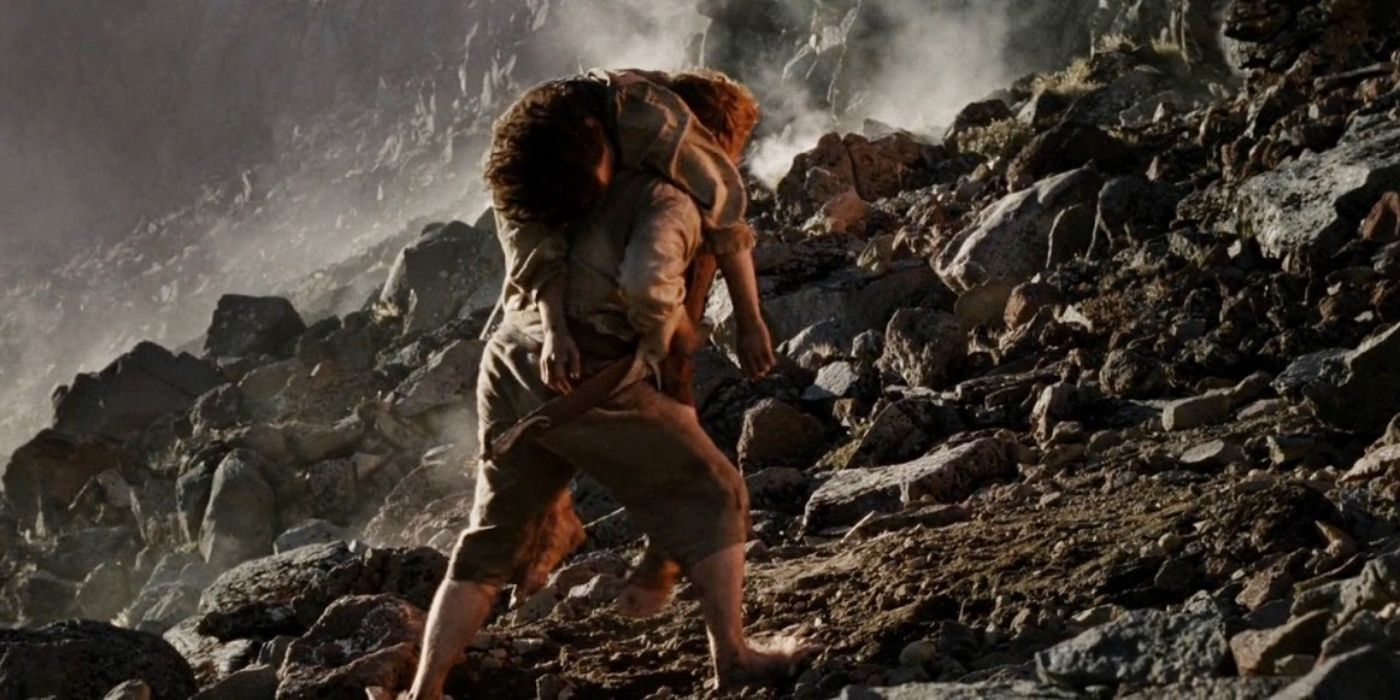 Sam menggendong Frodo di The Lord of the Rings Kembalinya Sang Raja
