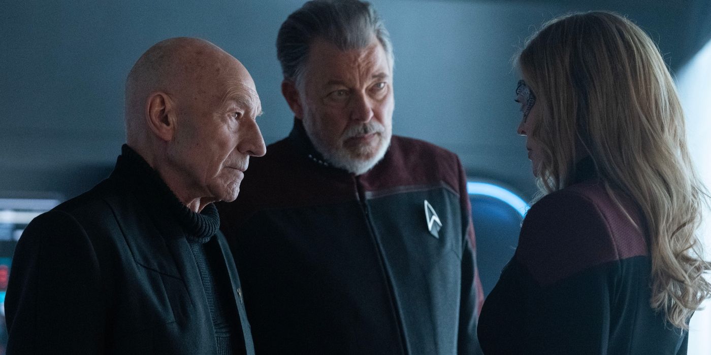 Jonathan Frakes as Will Riker, Patrick Stewart as Jean-Luc Picard and Jeri Ryan in Season 3 of Star Trek Picard from Nine to Seven