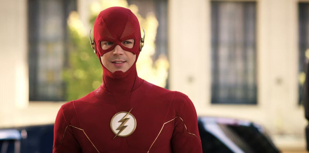 Grant Gustin as Barry Allen in The Flash in his costume in Season 9 Episode 1