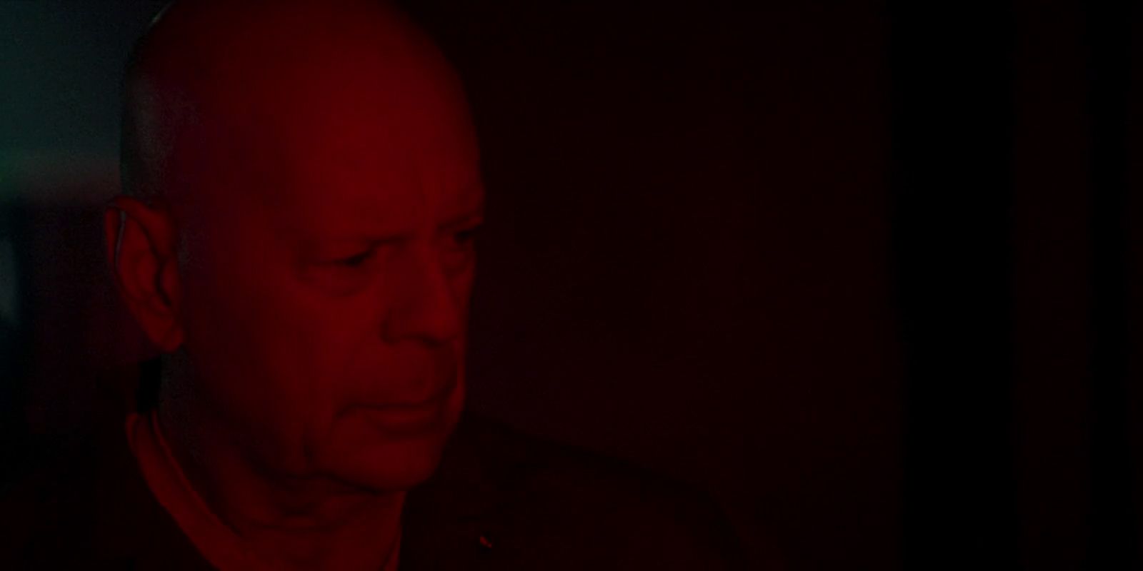 Bruce Willis looking vaguely confused in Detective Knight: Redemption