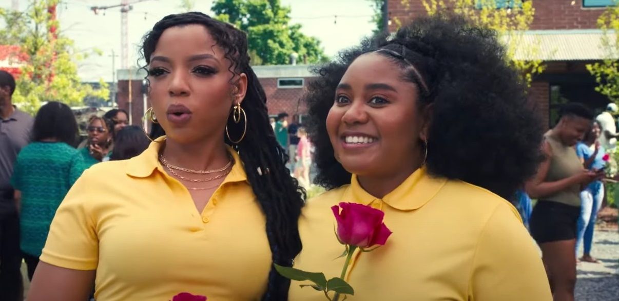 chloe Bailey and Anjelika Washington in praise this