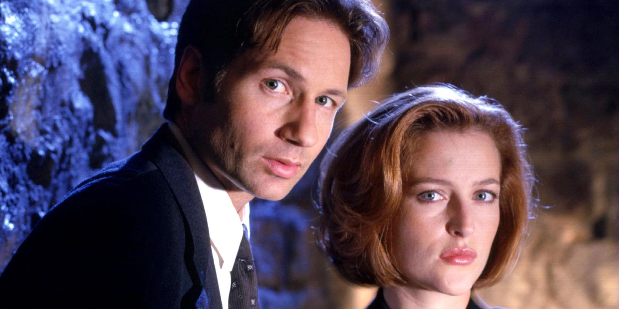 David Duchovny et Gillian Anderson dans The X-Files