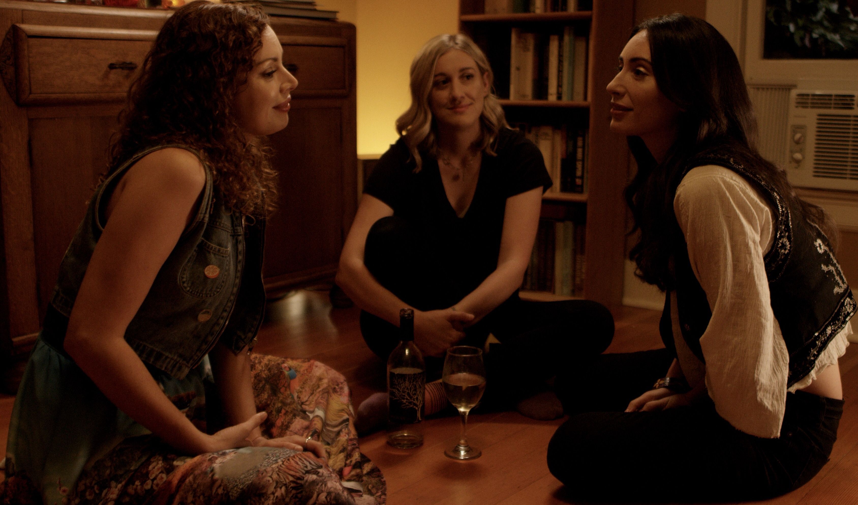 Kari Alison Hodge, Julia Eringer, and Courtney McCullough in good kisser