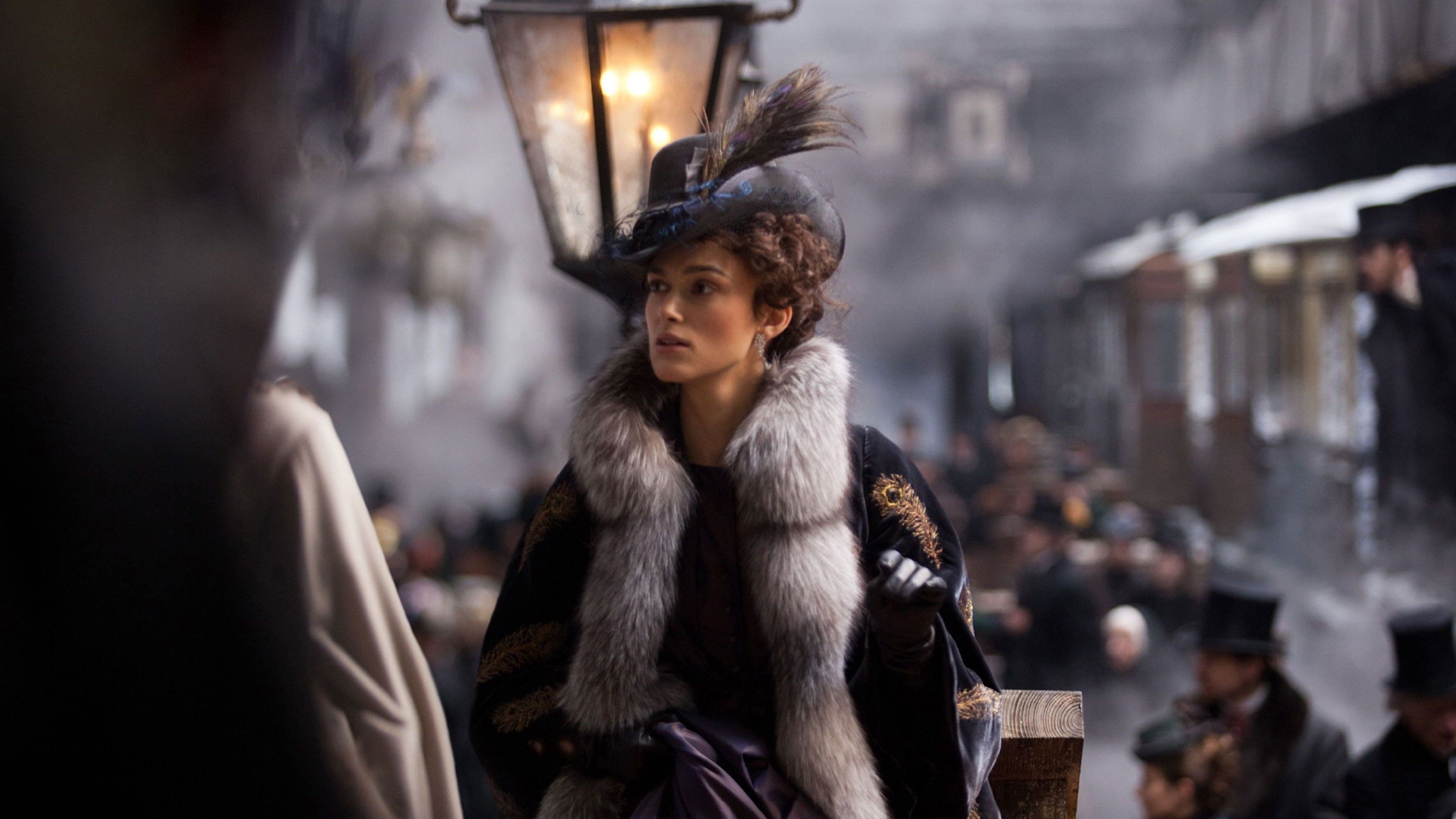 Keira Knightley sebagai Anna di Anna Karenina