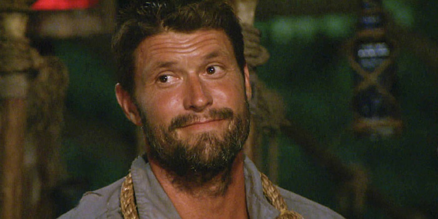 Mike Holloway on a Tribal Council in Survivor Worlds Apart