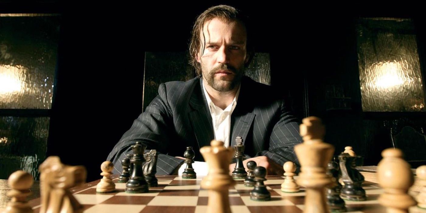 Jason Statham playing chess in Revolver