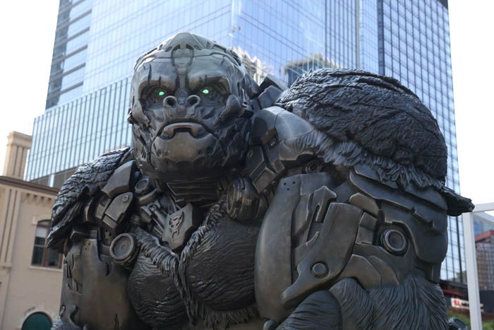 rise-of-the-beasts-optimus-primal-statue