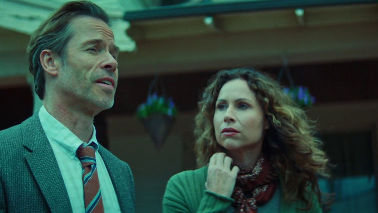 guy pearce et minnie driver dans spinning man