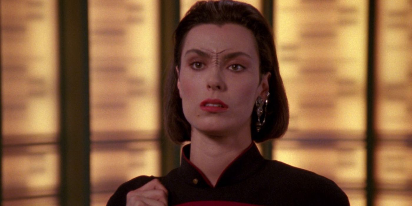 star-trek-the-next-generation-michelle-forbes-social-featured