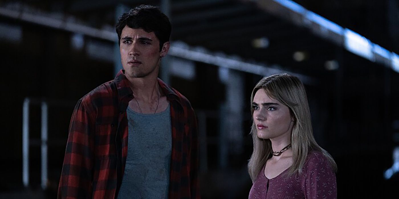 Drake Rodger as John Winchester and Meg Donnelly as Mary Campbell in Season 1, Episode 13 of The Winchesters. 