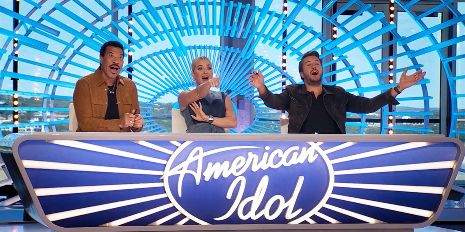 Les juges d'American Idol Lionel Richie Katy Perry et Lionel Richie