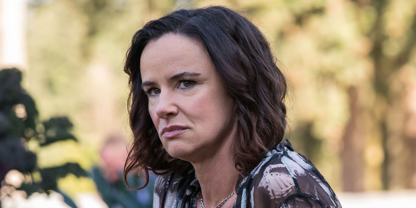 Juliette Lewis in Yellowjackets Season 2