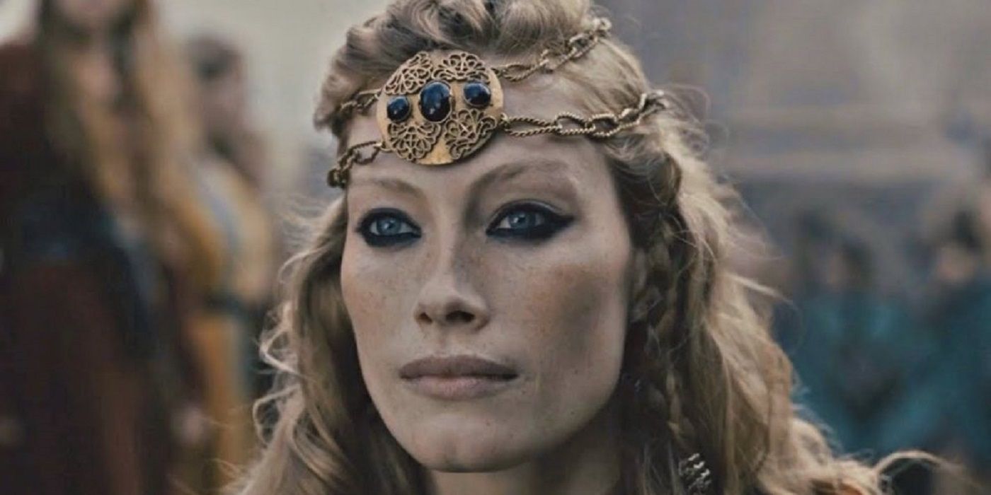 Alyssa Sutherland as Aslaug in Vikings