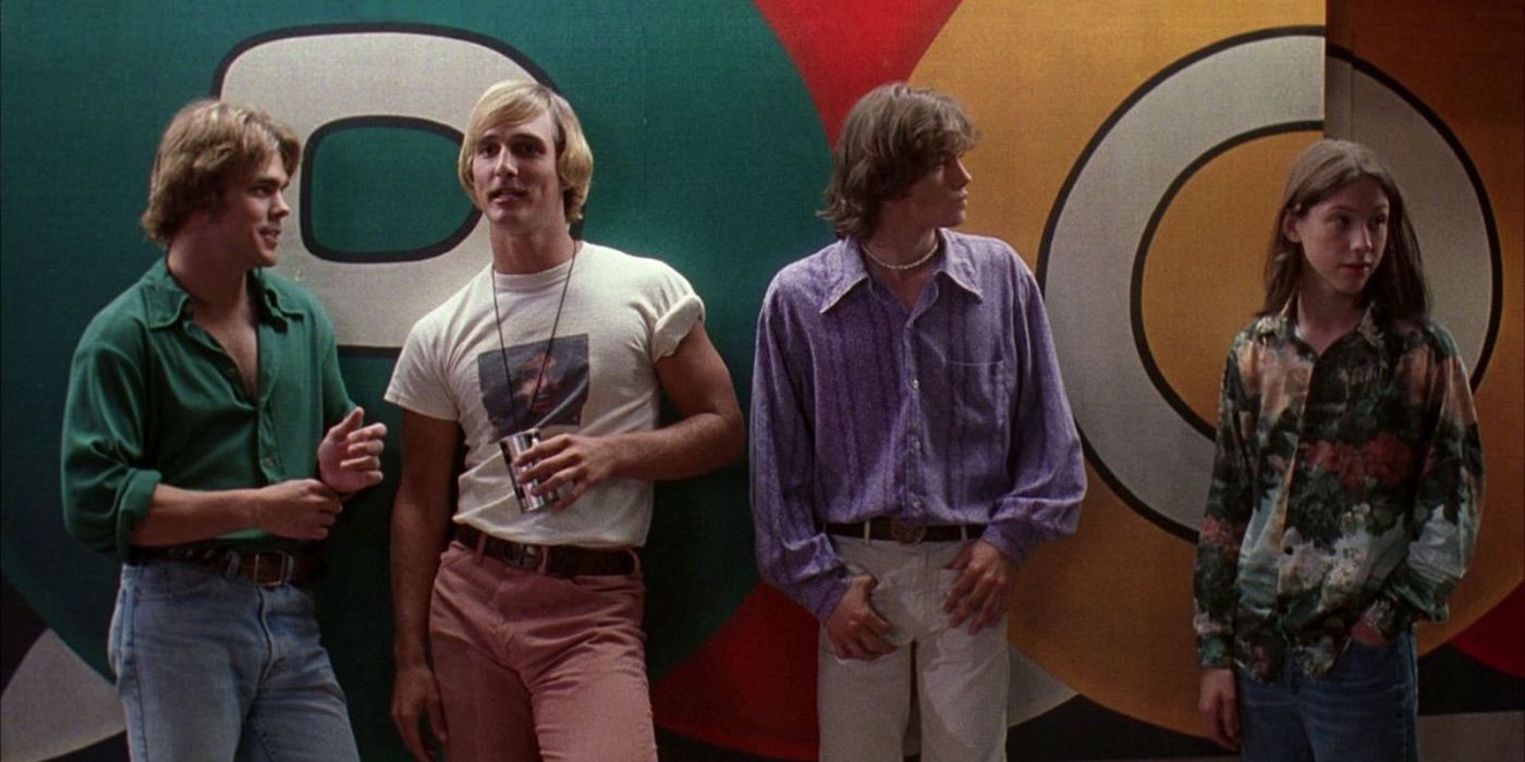 Matthew McConaughey, Jason London, Sasha Jenson and Wiley Wiggins hanging outside The Emporium in Dazed and Confused