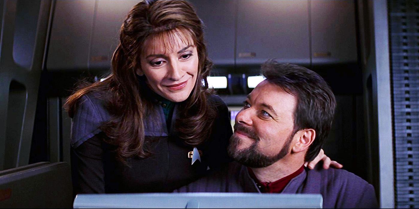 Marina Sirtis as Deanna Troi and Jonathan Frakes as Will Riker in Star Trek: Insurrection
