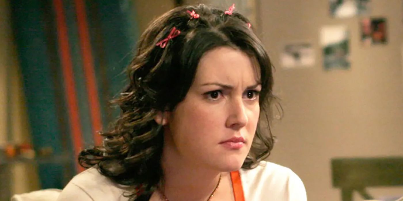 Melanie Lynskey's Exit From 'Two & a Half Men' Was Uglier Than You