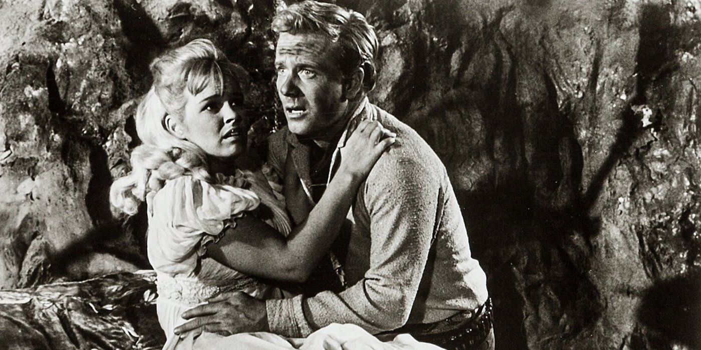 Melissa Plowman and Chuck Courtney in Billy the Kid Versus Dracula