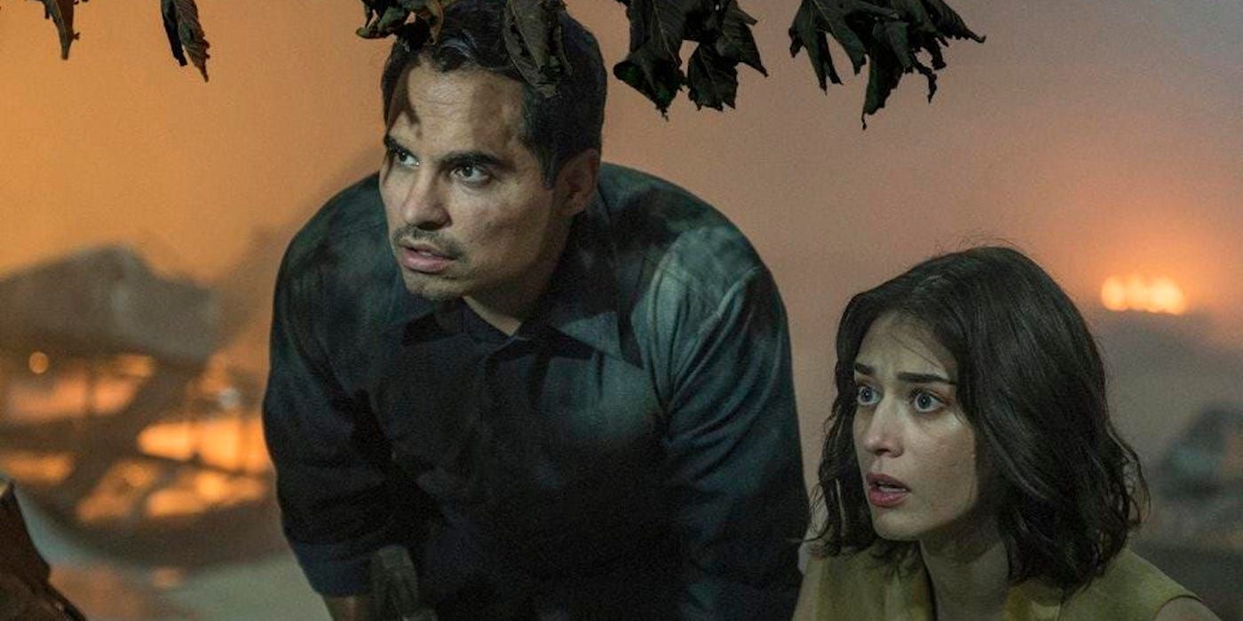 Michael Pena and Lizzy Caplan in Extinction