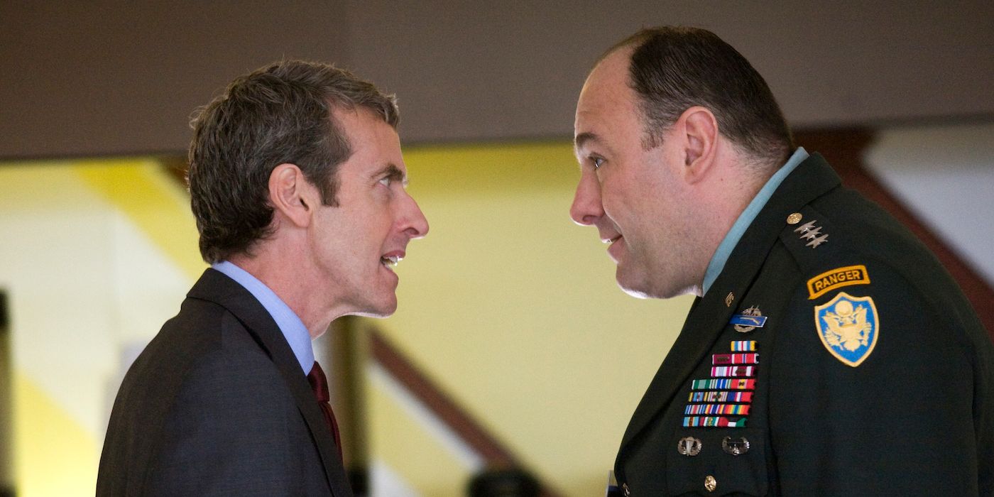 Malcolm Tucker and General George talking heatedly in 'In the Loop'