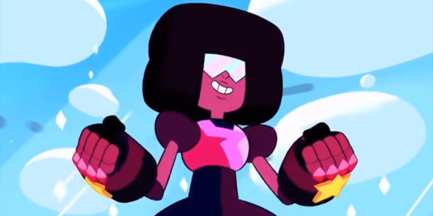 Garnet with her gauntlets equipped
