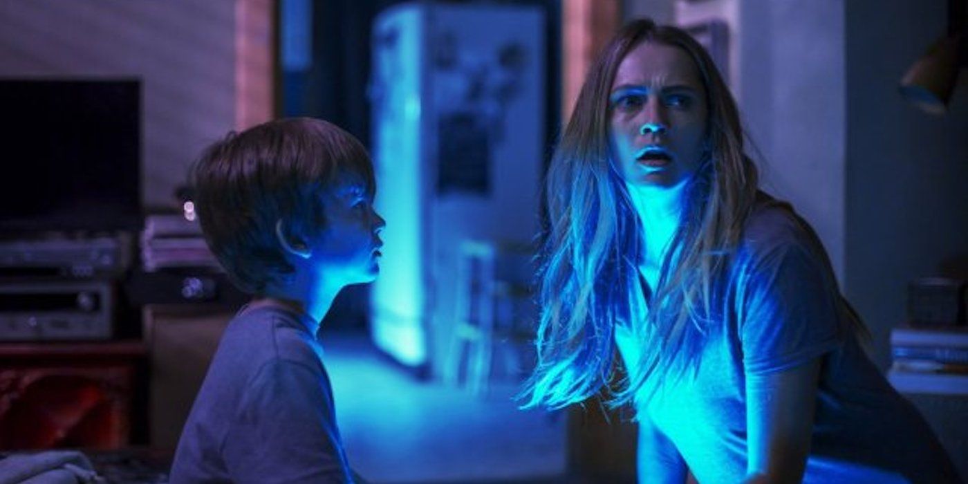 Teresa Palmer and Gabriel Bateman in Lights Out