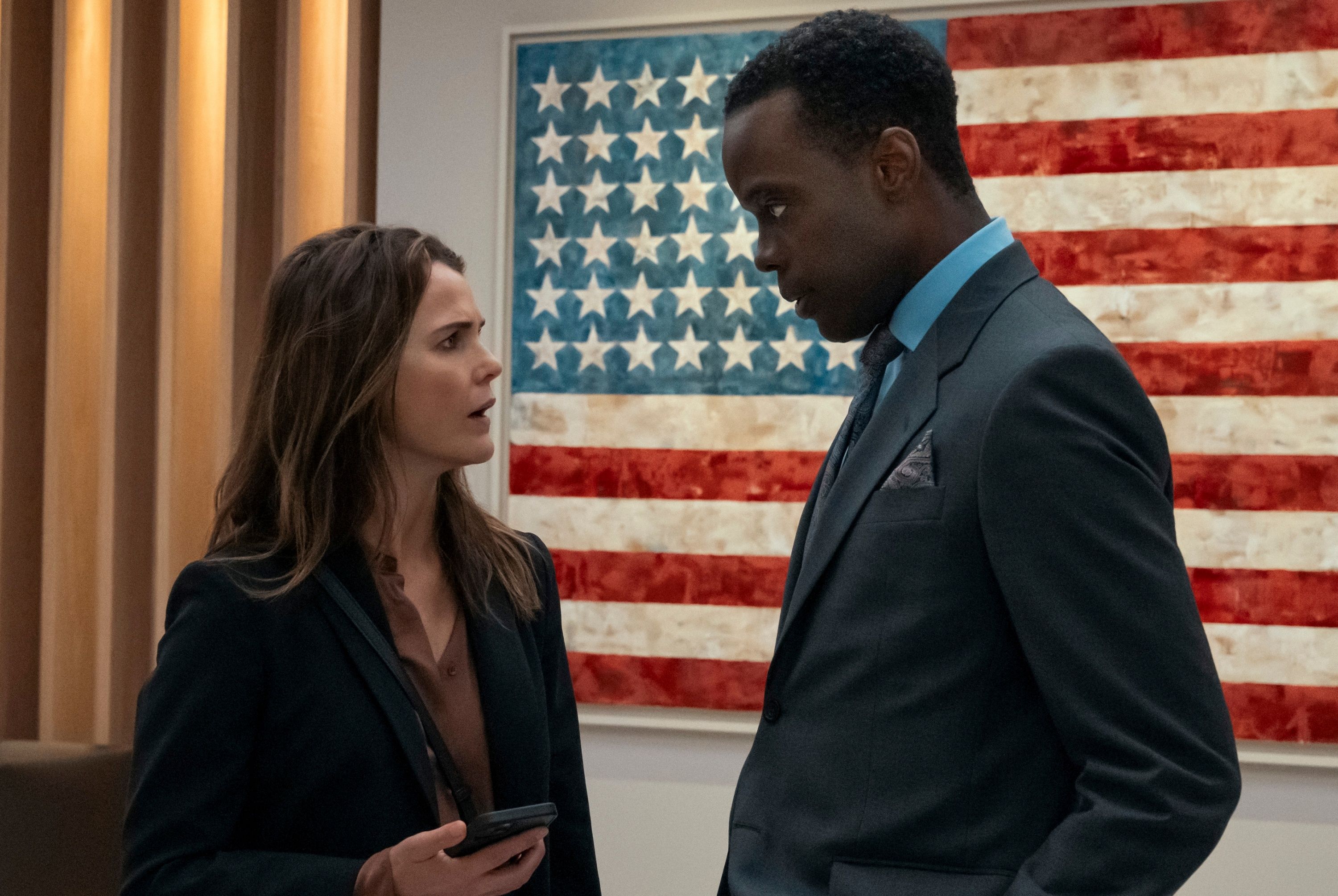 Ato Essandoh as Stuart Hayford and Keri Russell as Kate Wyler in The Diplomat