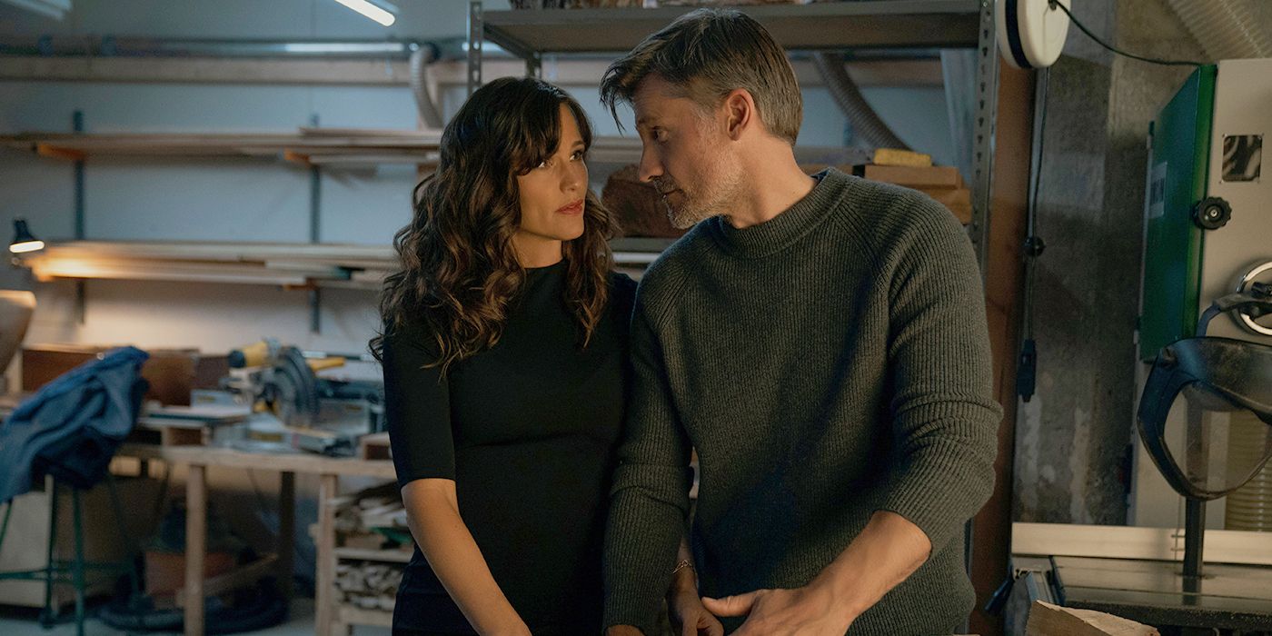 Nikolaj Coster-Waldau and Jennifer Garner learn about woodturning in a scene from The Last Thing He Told Me