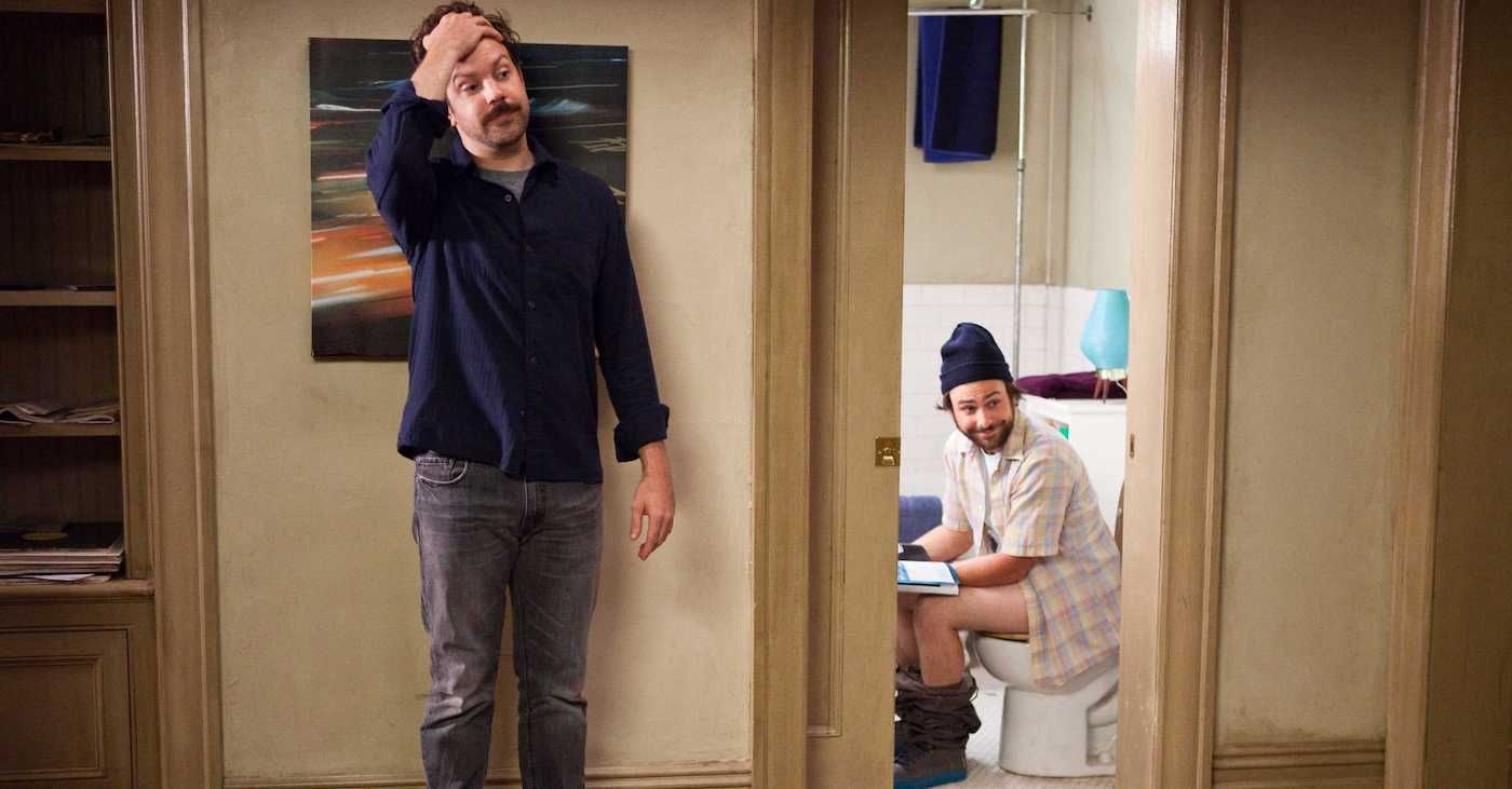 Charlie Day and Jason Sudeikis in Going the Distance-1