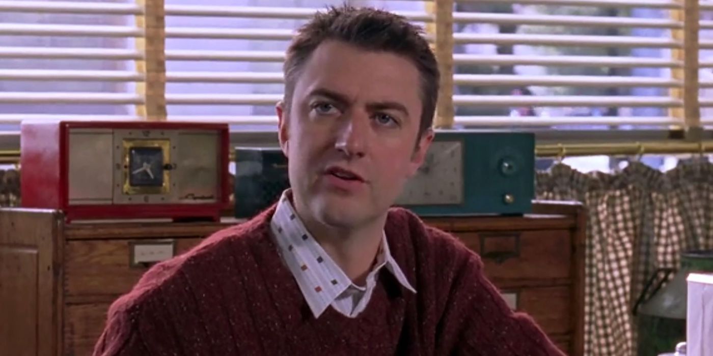 Sean Gunn as Kirk on Gilmore Girls