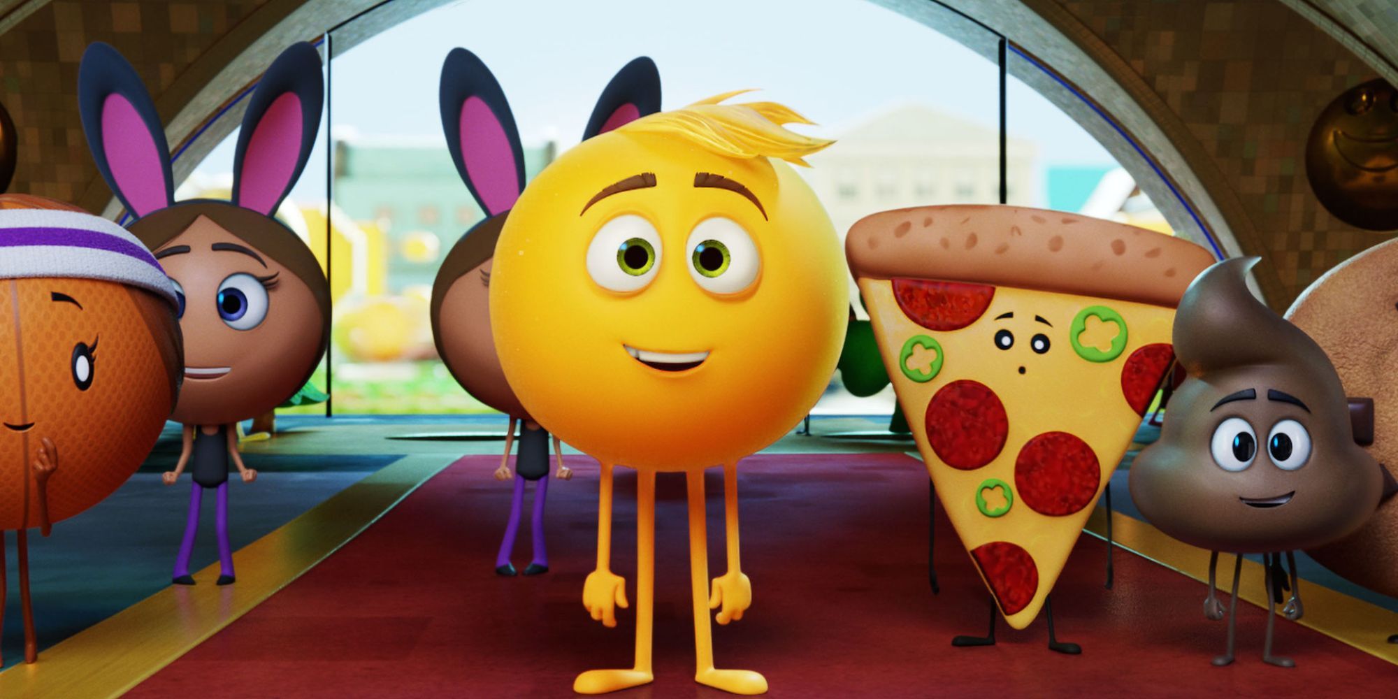 A smiley face emoji and a pizza in 'The Emoji Movie'