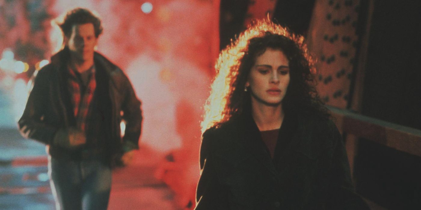 Julia Roberts and Kevin Bacon in 1990 Flatliners