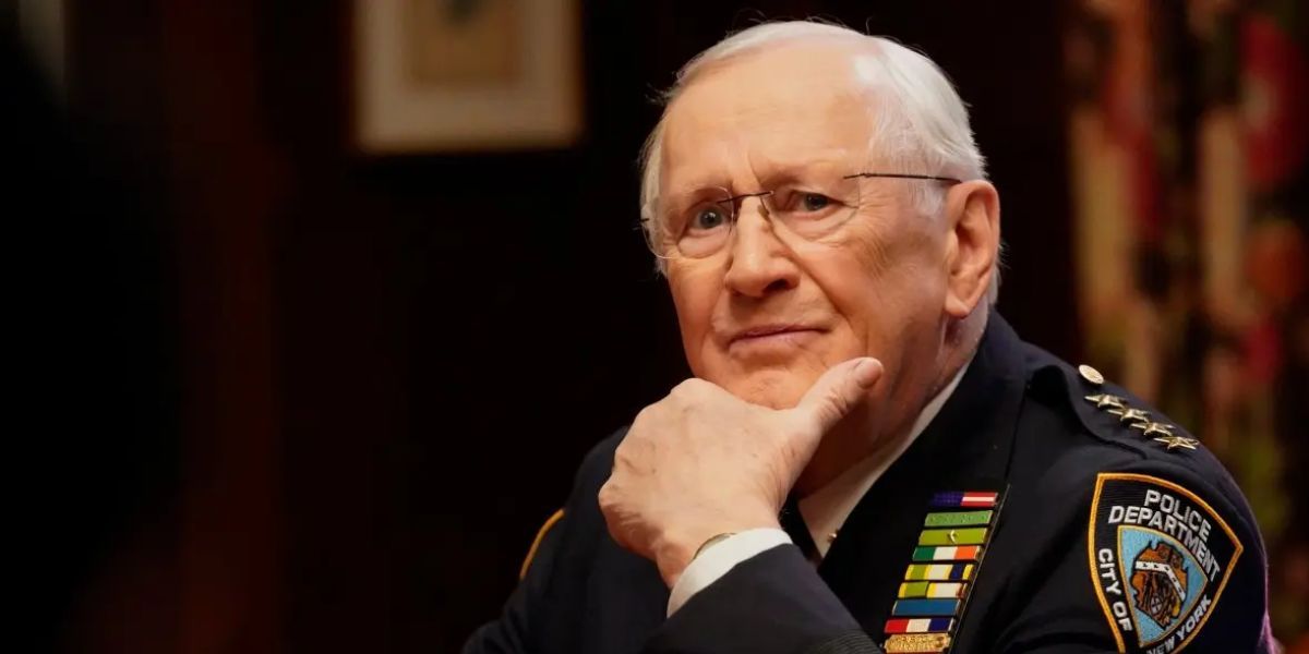 Henry (Len Cariou) wearing his police uniform on 'Blue Bloods.