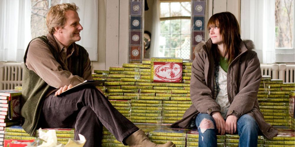 Jeff Daniels and Emma Stone in Paper Man