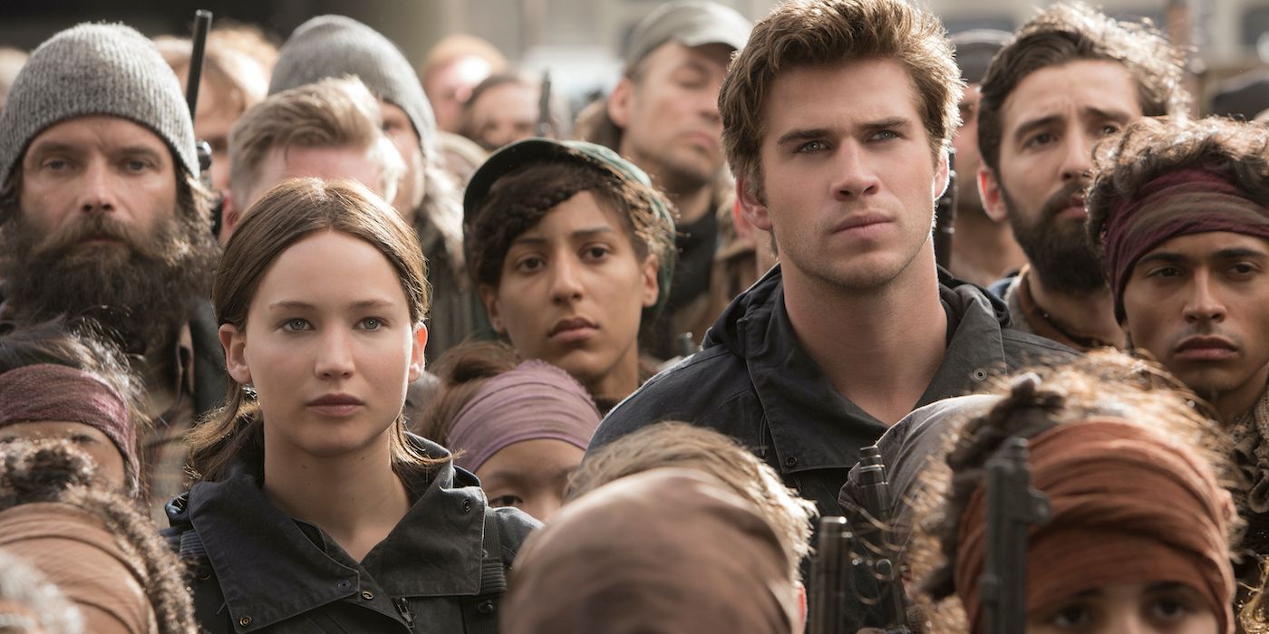 Jennifer Lawrence and Liam Hemsworth in The Hunger Games: Mockingjay Part 2