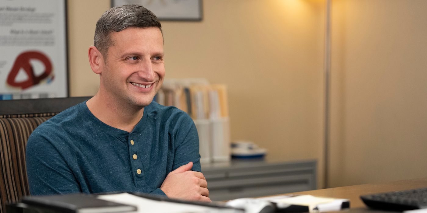 I Think You Should Leave with Tim Robinson Season 3 desk