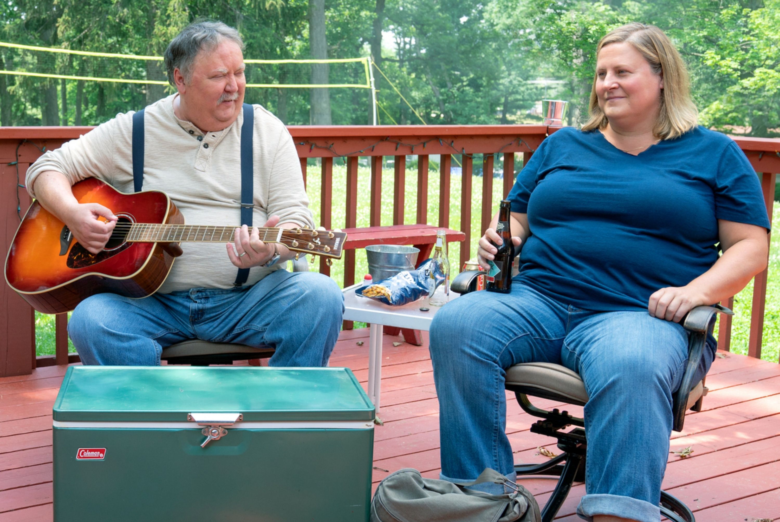 Bridget Everett as Sam and Mike Hagerty as Ed Miller in Season 1 of Somebody Somewhere