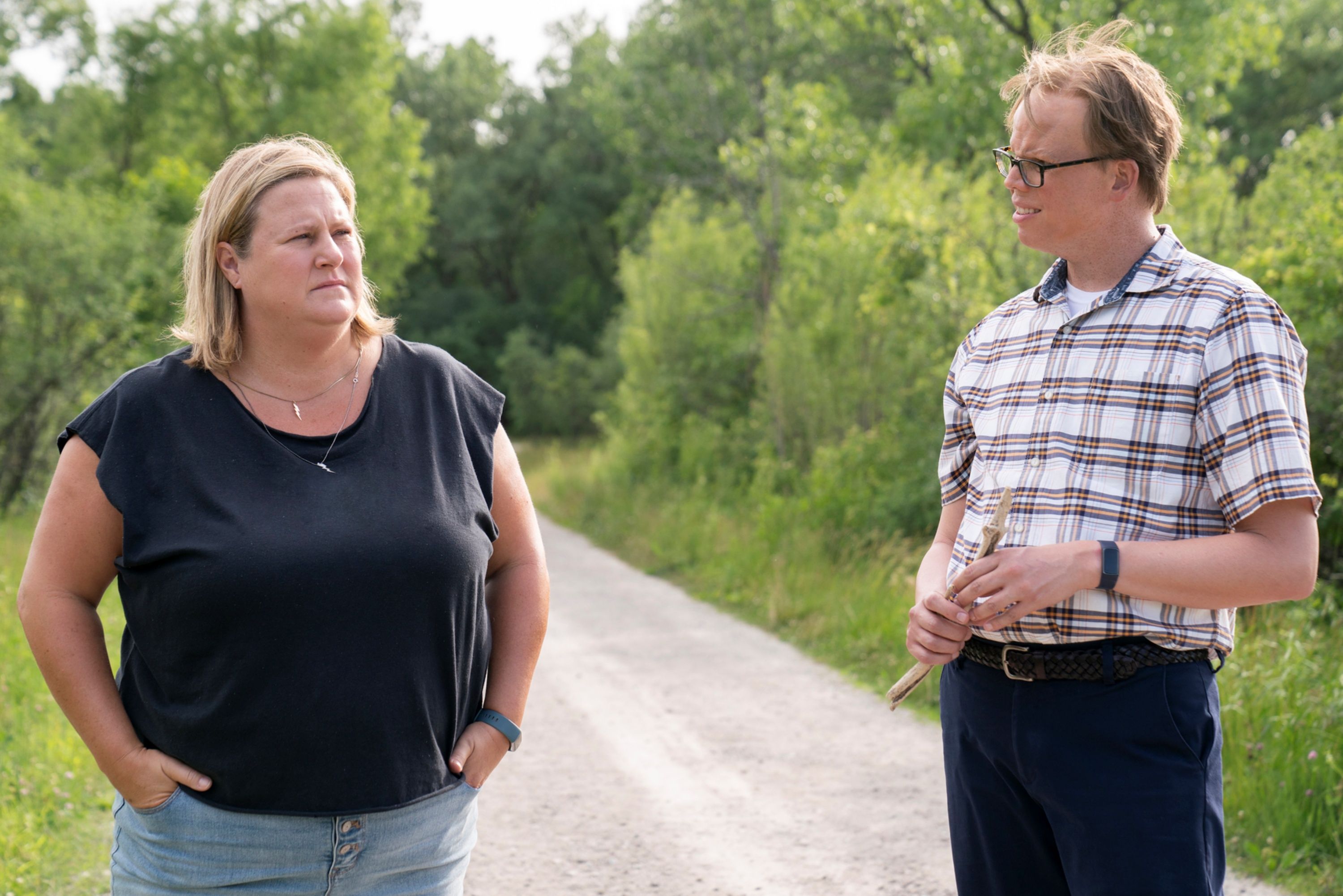 Bridget Everett as Sam and Jeff Hiller as Joel in Season 2 of Somebody Somewhere