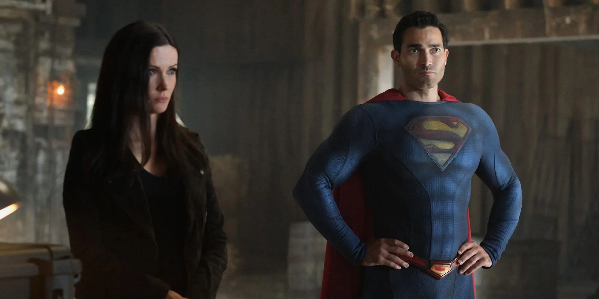 Tyler Hoechlin and Elizabeth Tulloch as Superman and Lois Lane in the CW Arrowverse series Superman And Lois