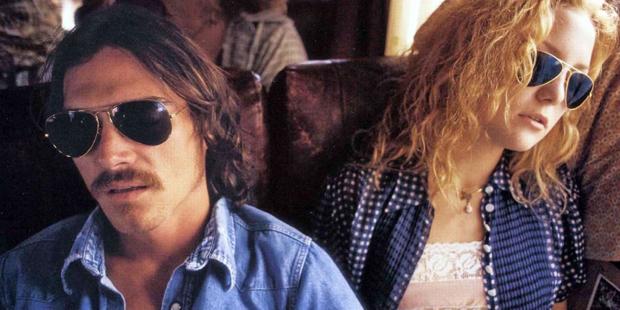 بيلي كرودب وكيت هدسون في فيلم Almost Famous