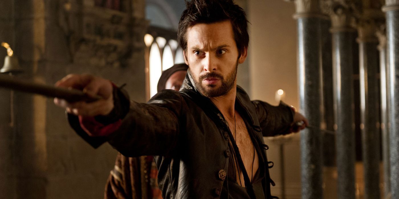 Tom Riley as Leonardo Da Vinci in Da Vinci's Demons