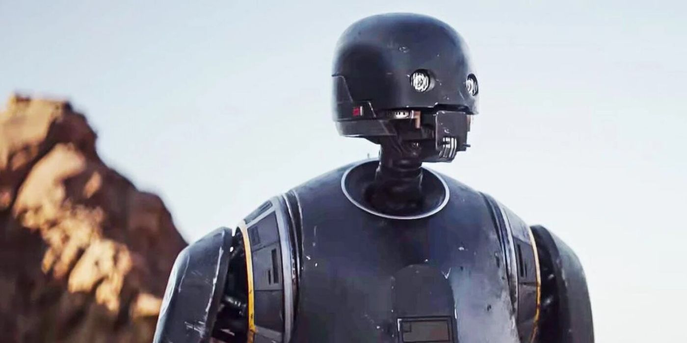 K-S2O stands in the desert in Rogue One.
