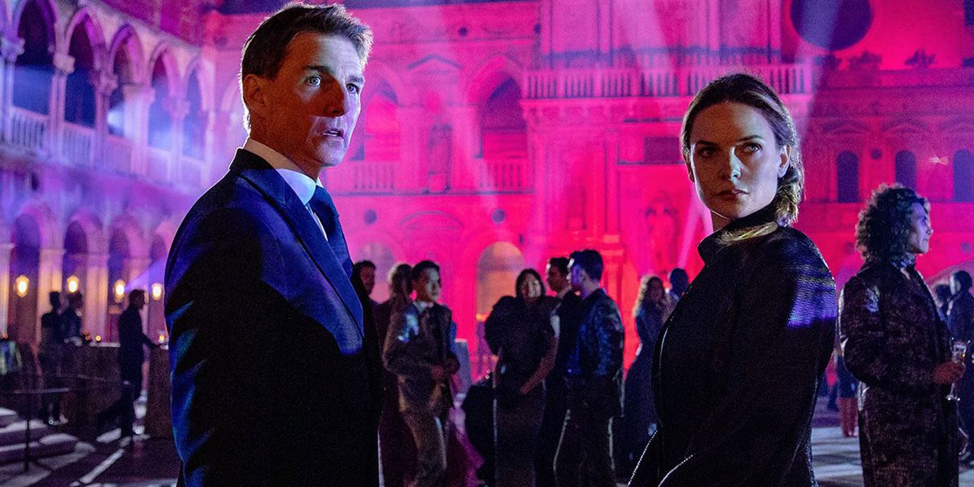 Tom Cruise and Rebecca Ferguson in Mission: Impossible — Dead Reckoning Part One in a club